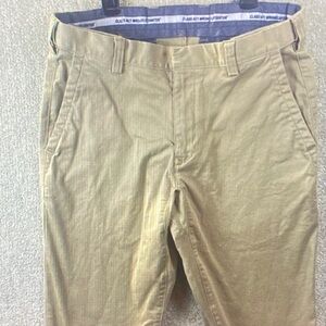 Classic Act Men's Khaki Chinos